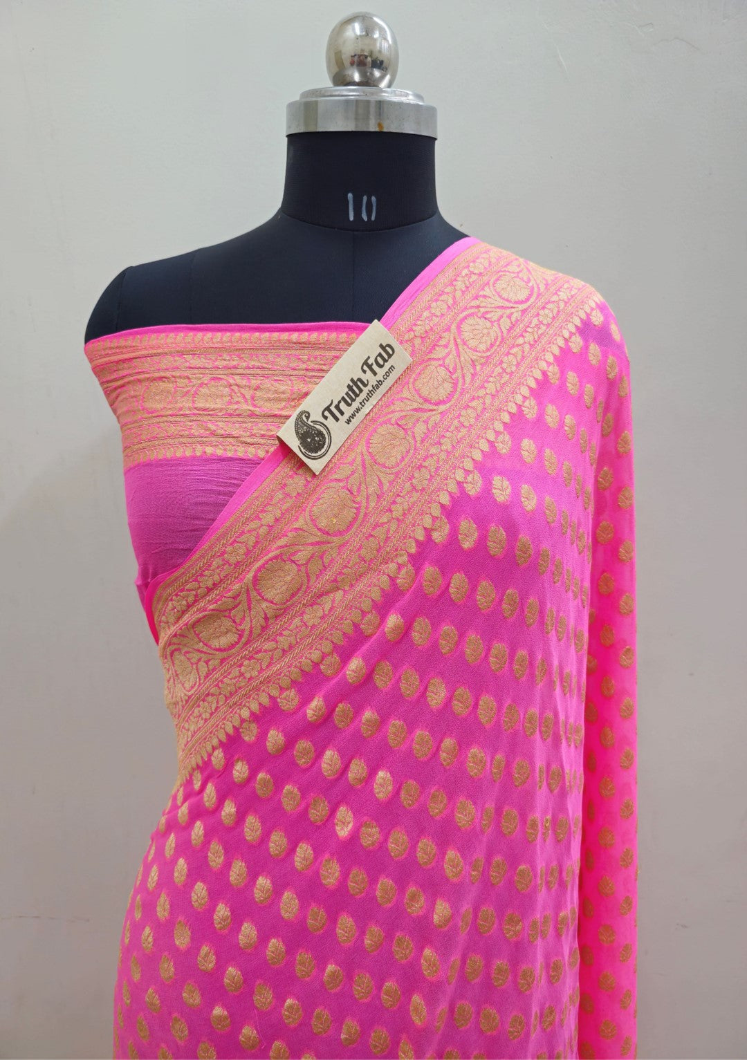 Bubblegum Pink Color Pure Banarasi Handloom Khaddi Georgette Saree- Water Zari