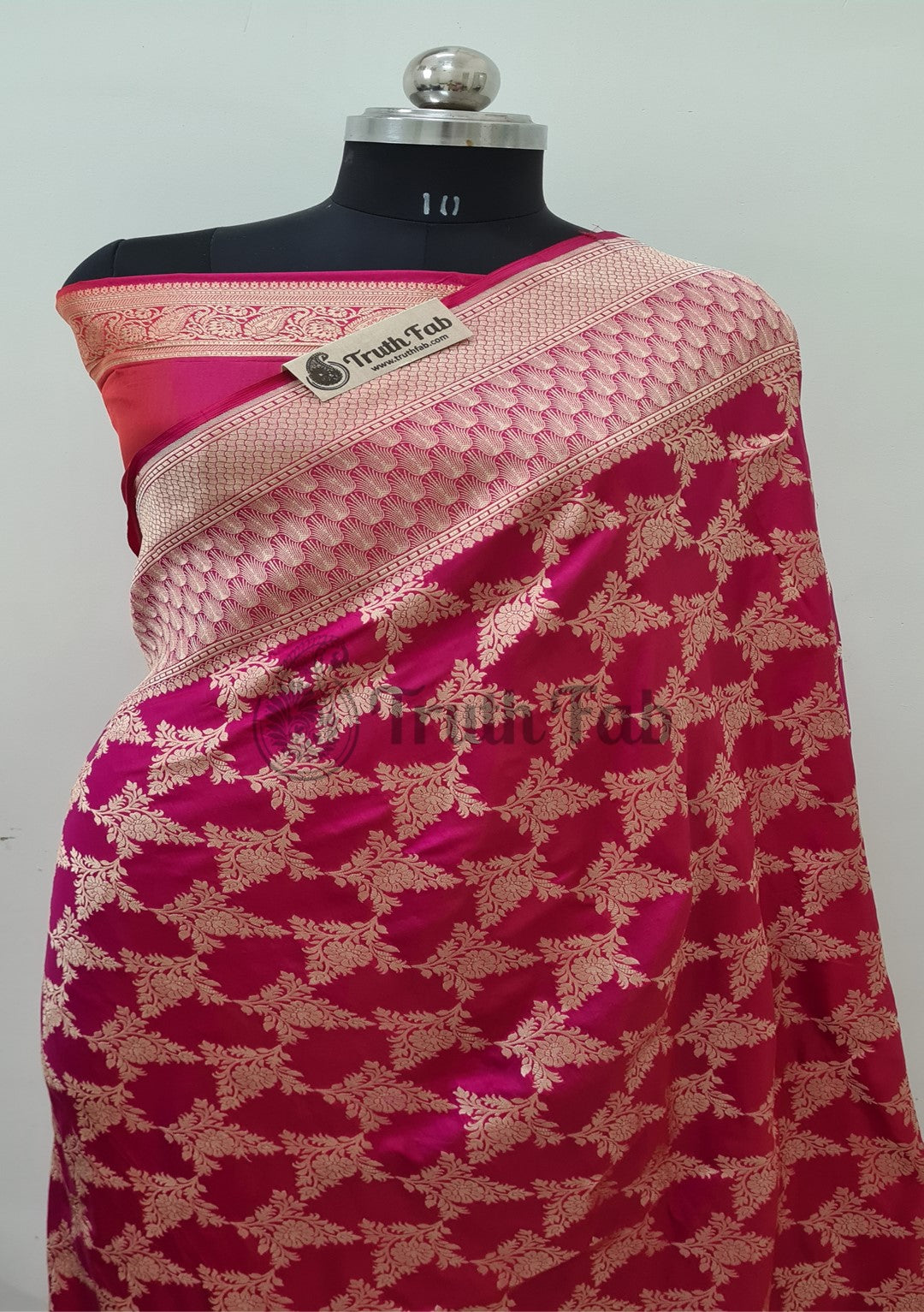 Pink Color Pure Banarasi Handloom Katan Silk Saree- All Over Jaal Work