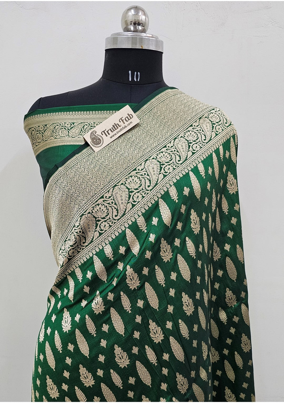 Green Color Pure Banarasi Handloom Katan Silk  Saree