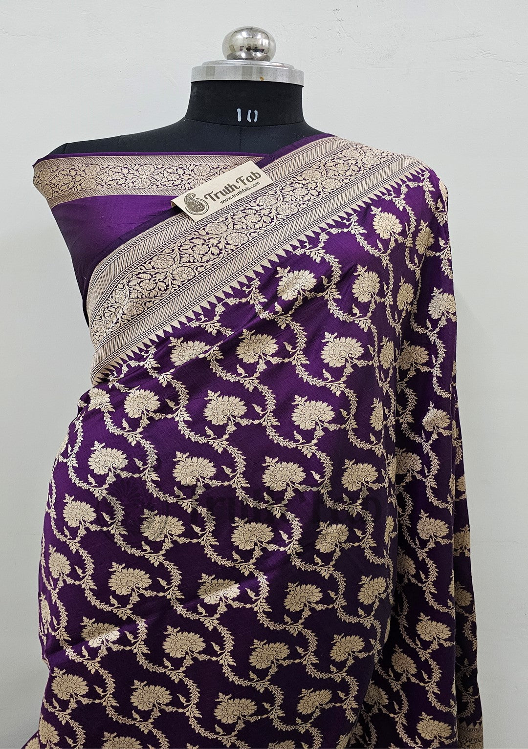 Violet Purple Color Pure Banarasi Handloom Katan Silk Saree- All Over Jaal Work