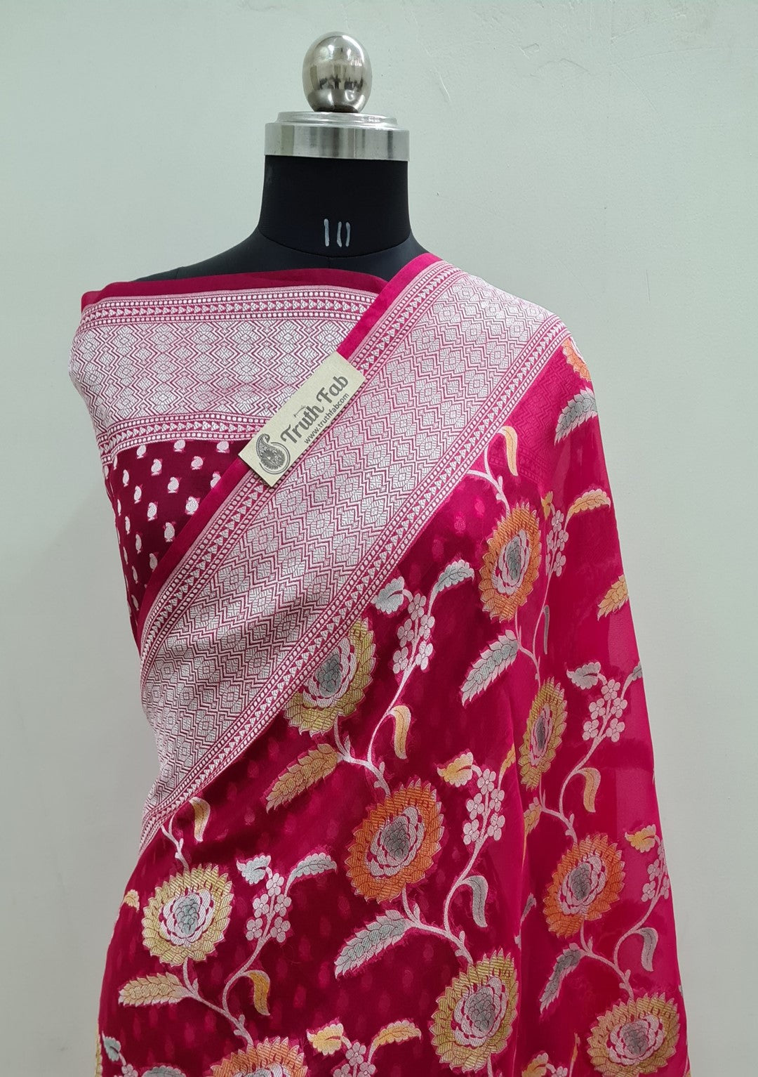 Burgundy Colour Pure Banarasi Handloom Kora Silk Saree