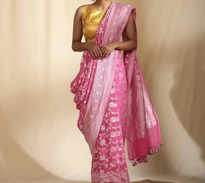 Khaddi handloom saree in baby pink color
