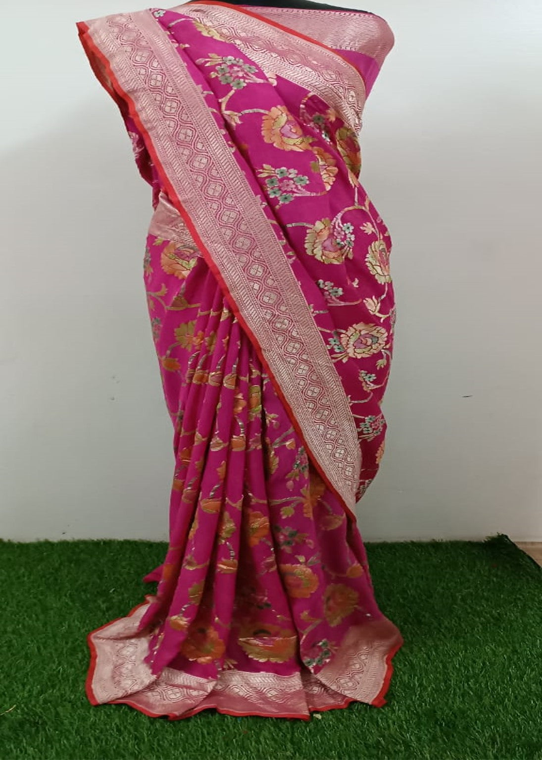 Hot Pink Pure Khaddi Georgette Banarasi Silk Saree - Floral Meenakari Sarees  - Banarasi Handwoven Pure Saree - SILK MARK CERTIFIED | Blouse piece,  Bottle green blouse, Saree floral