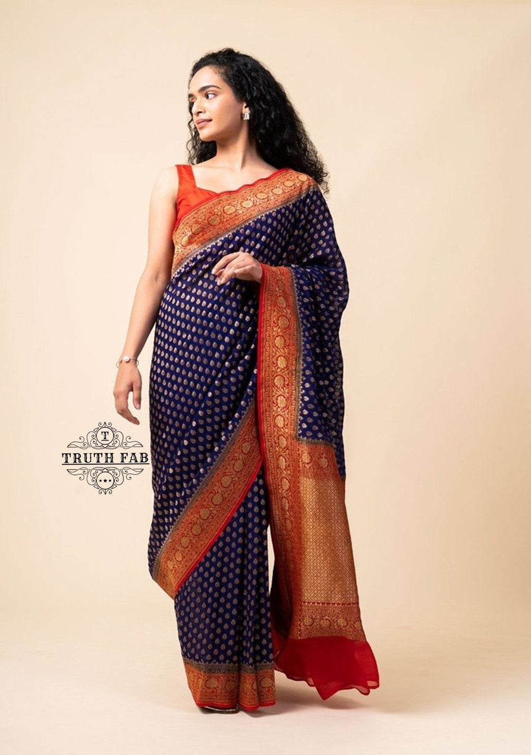 Buy Online Green Georgette Saree in USA with Overall Zari Work – Pure  Elegance