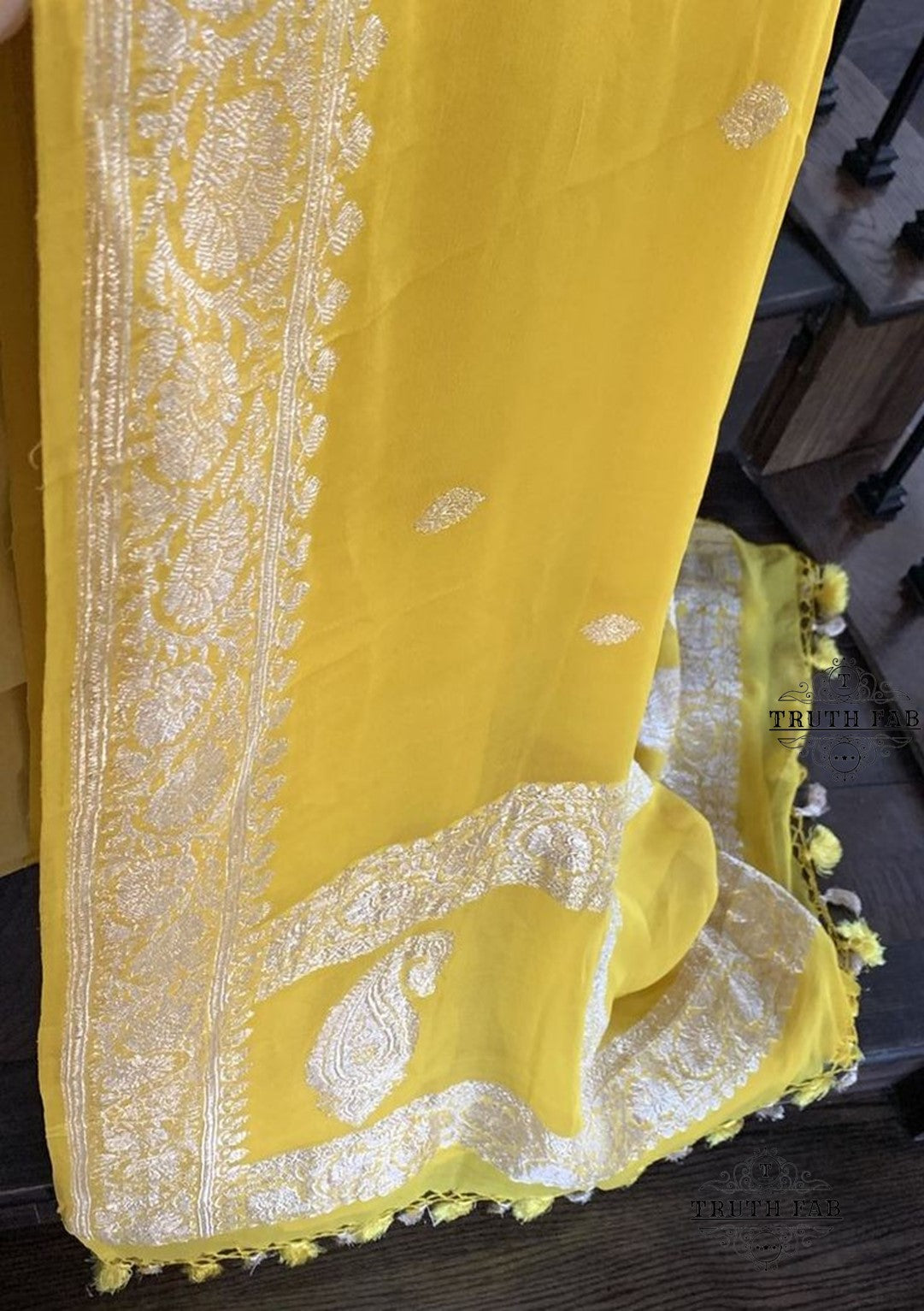 Lemon Yellow Pure Banarasi Handloom Chiffon Saree